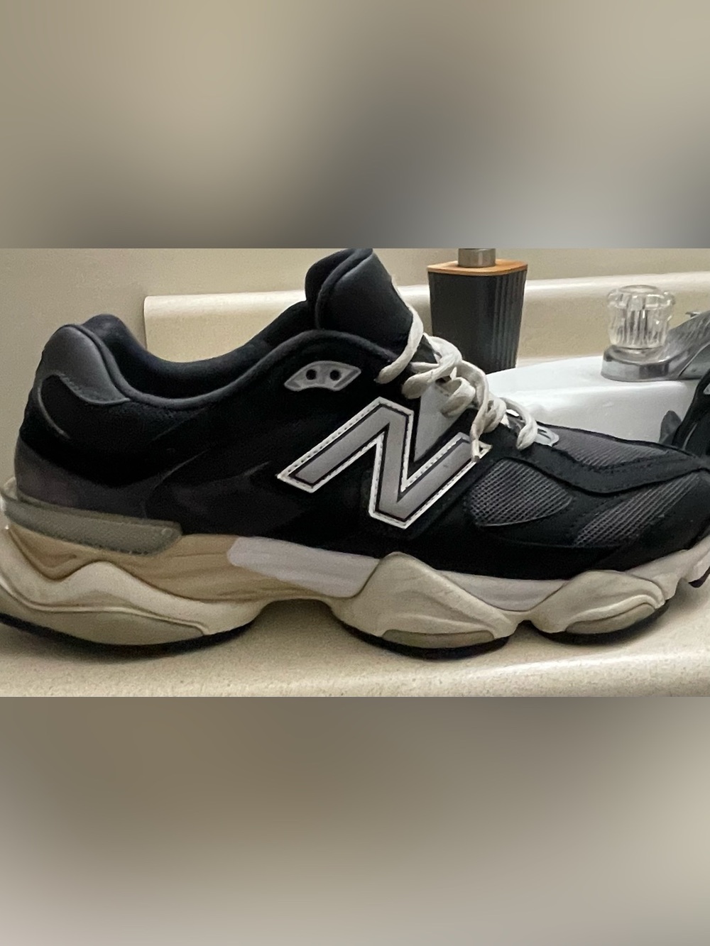 New Balance Black and White Men's Athletic Sneakers
